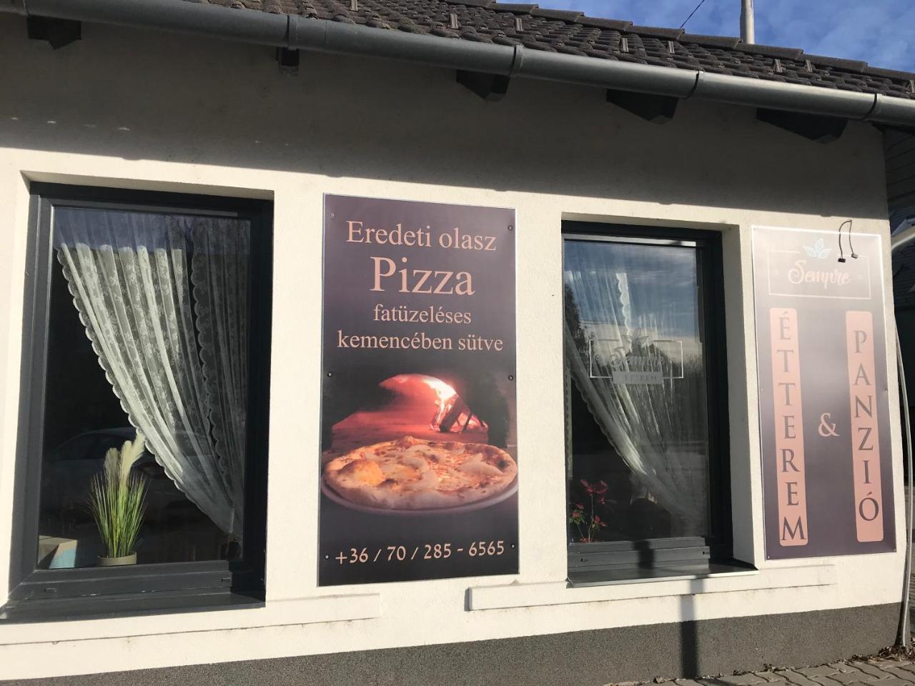 Bed and Breakfast Sempre Etterem Es Panzio Секешфегервар Екстер'єр фото